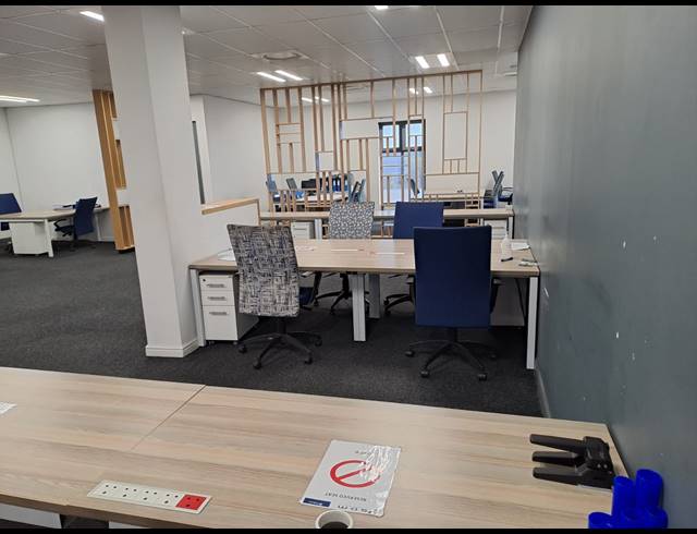 1,370M² BUILDING FOR SALE IN CENTURION CENTRAL